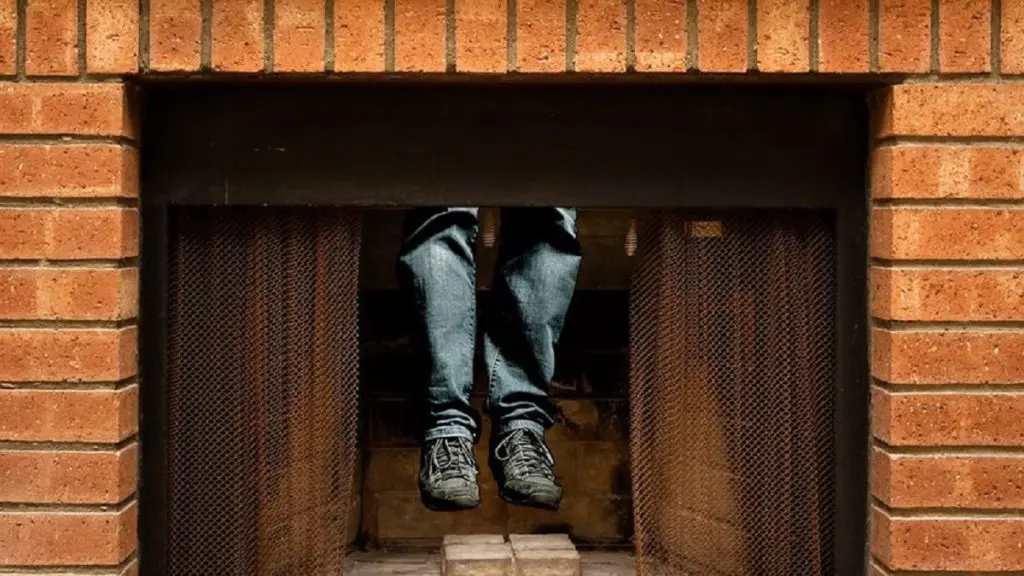 France : en cambriolant une maison, un Algérien finit coincé dans la cheminée