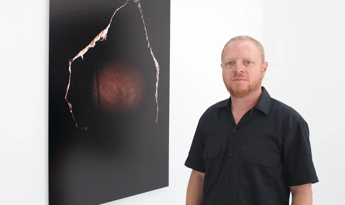D’origine algérienne, le photographe Karim Kal lauréat d’un prestigieux prix à Paris