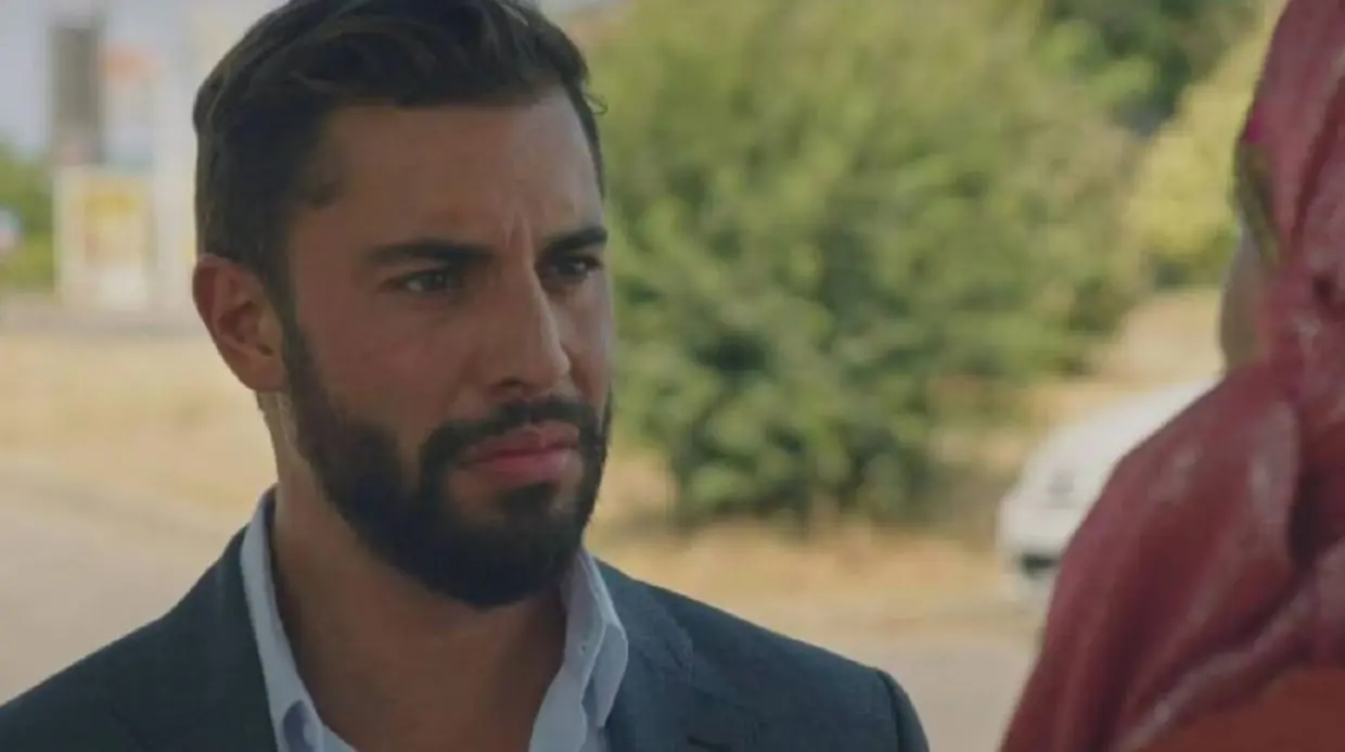 Affaire Marwan Berreni en fuite : la victime renversée par l’acteur d’origine algérienne témoigne