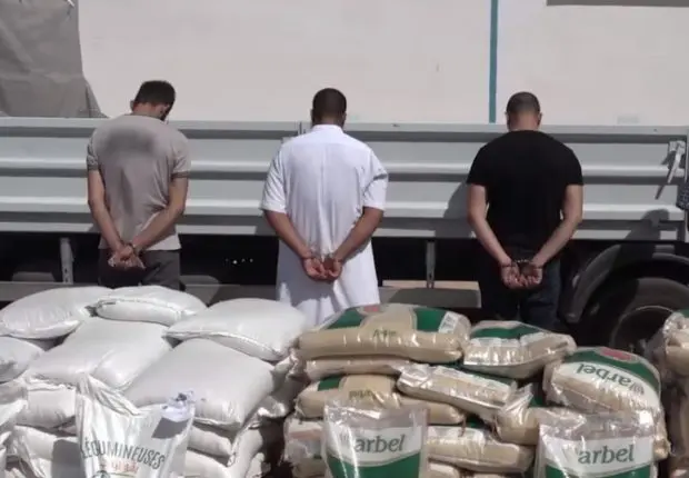 Saisie de plus de 46 quintaux de denrées alimentaires à Bouira