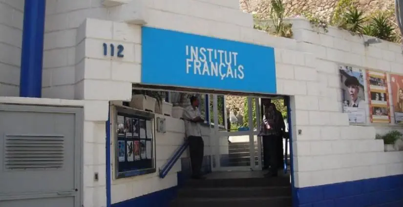 « Les Algériens veulent le français » estime un député français après sa visite en Algérie
