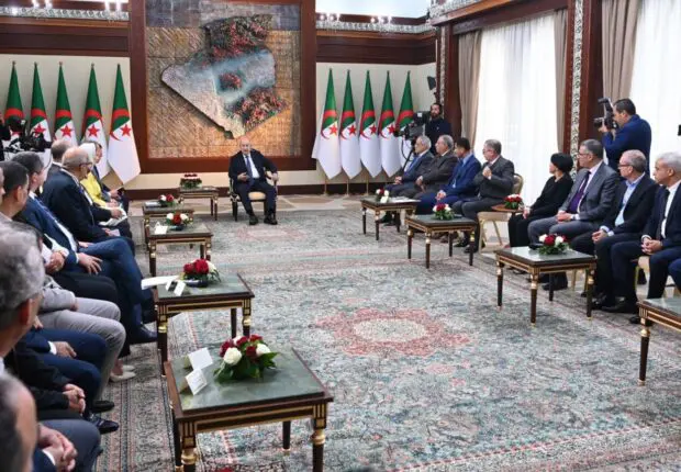 Tebboune reçoit des directeurs et responsables de médias nationaux