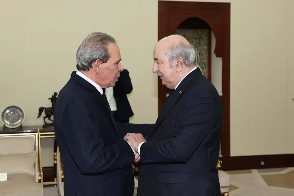 Le Président Tebboune reçoit le chef du Gouvernement tunisien Ahmed Hachani