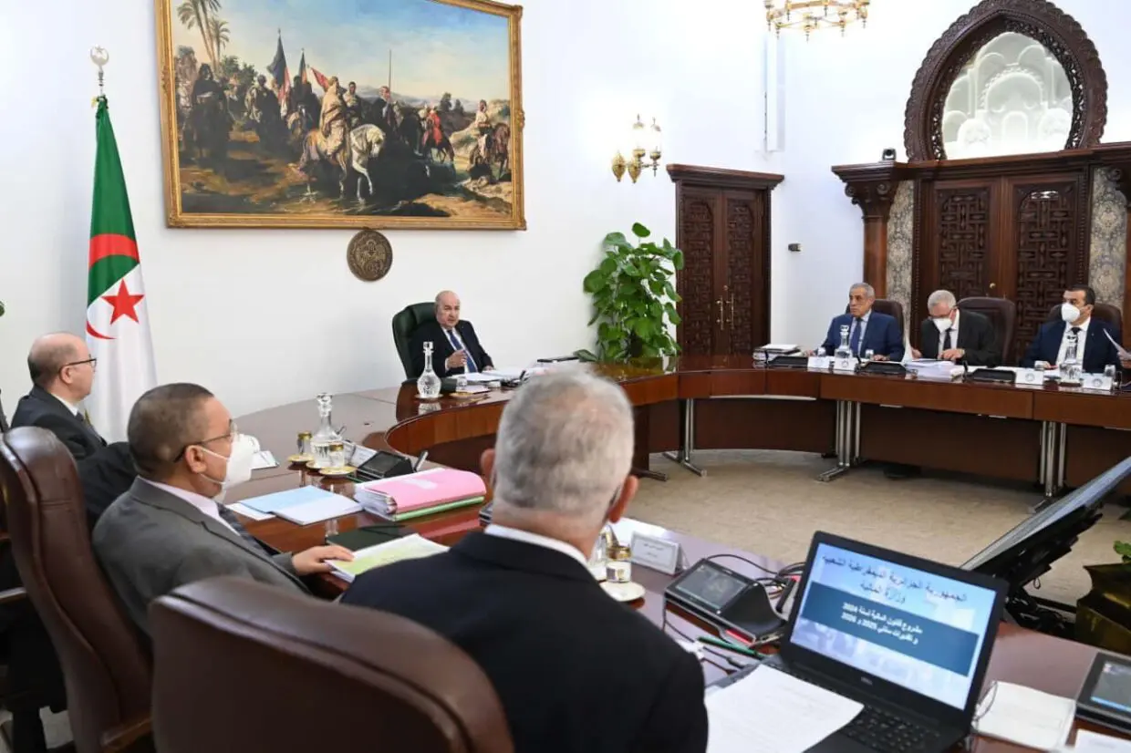 Pas de nouvelle taxe pour le citoyen dans le projet de loi de finances 2024 (Tebboune)