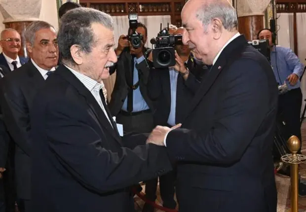 Décès du moudjahid et commandant de la Wilaya IV, colonel Youcef Khatib : condoléances de Tebboune