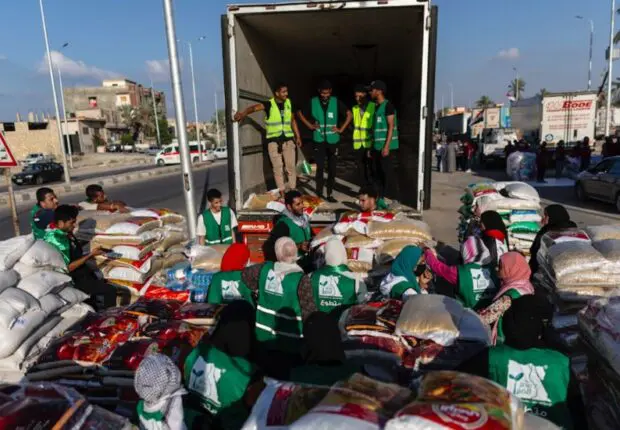 L&rsquo;entrée des aides humanitaires dans Gaza depuis l&rsquo;Egypte autorisée
