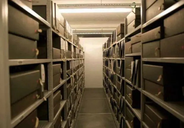 Un historien français plaide pour simplifier l’accès aux archives de la Guerre d’Algérie