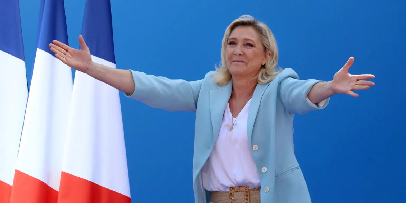 Marine Le Pen présidente de la France en 2027, que disent les sondage ?