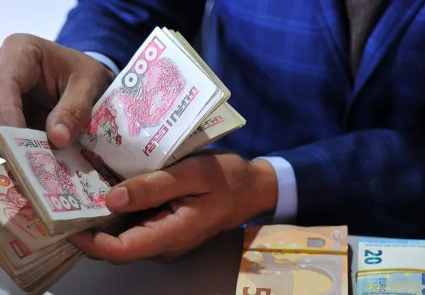 Taux de change Banque d’Algérie et marché informel : où en est le dinar ce 19 octobre ?