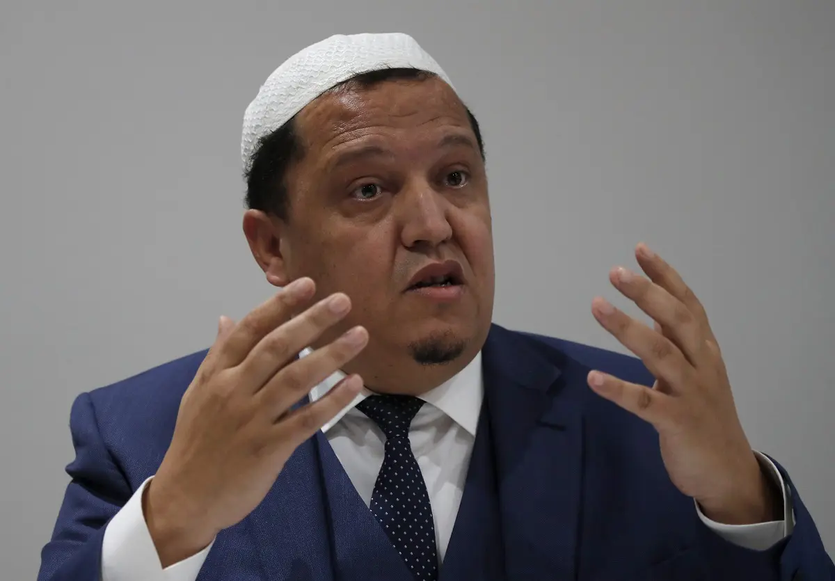 En France, l’imam Hassen Chalghoumi affiche son soutien à Israël