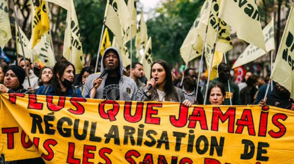 Nouvelle loi d&rsquo;immigration : plus de 800 travailleurs sans papiers en grève en France
