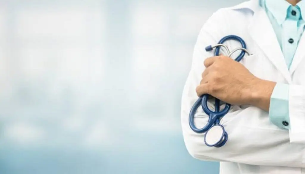 Médecins étrangers en France : les Algériens en tête du classement (Rapport Irdes)