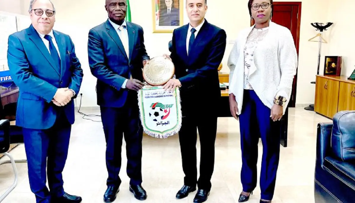 CAN 2023 en Côte d&rsquo;Ivoire : Sadi débat d&rsquo;importants points avec l&rsquo;ambassadeur ivoirien