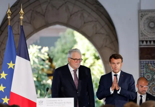 Le Recteur de la Mosquée de Paris défend les Musulmans de France devant Macron