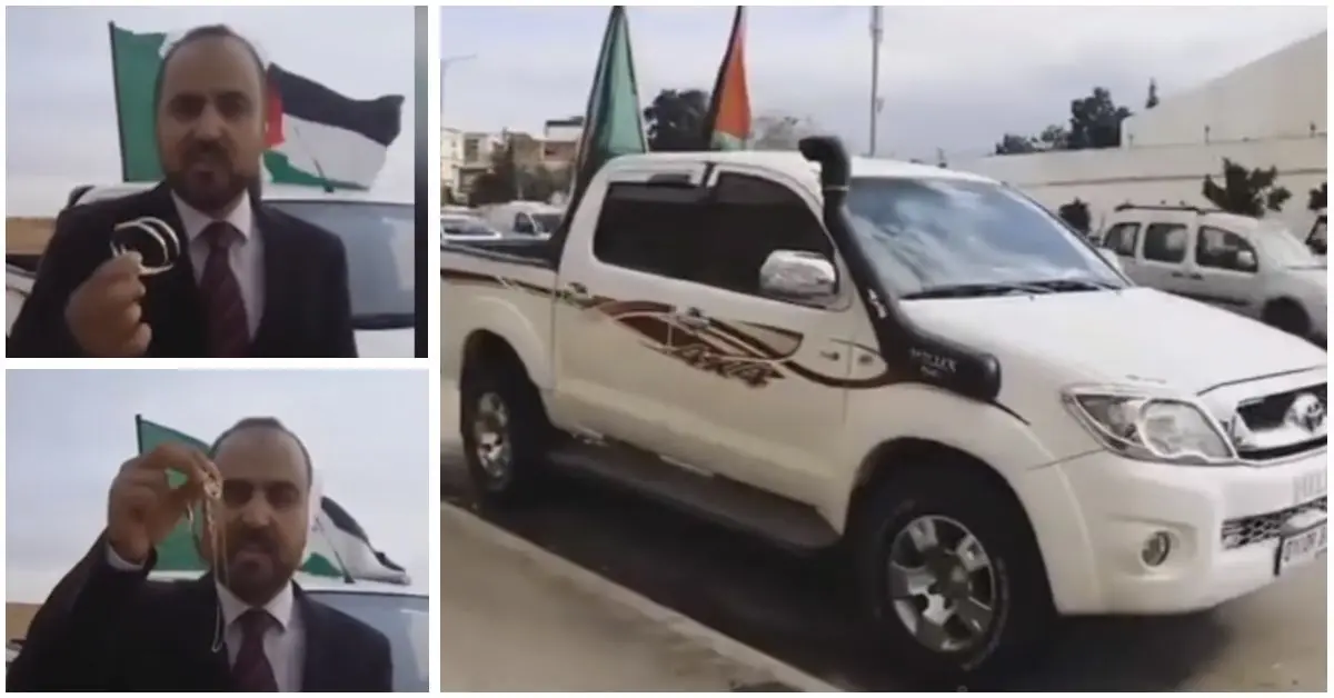 Un Algérien offre sa voiture et les bijoux en or de sa femme en soutien à la Palestine