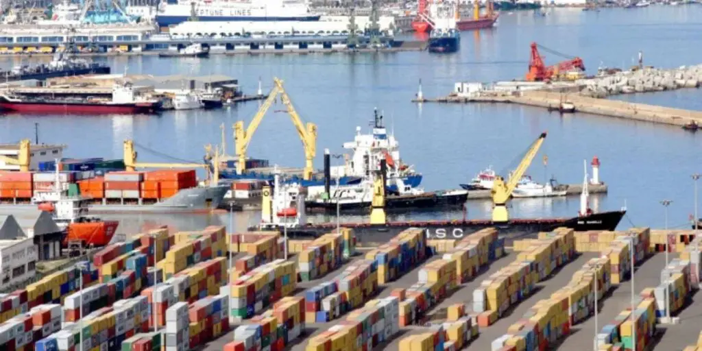 Le ministère du Commerce lance une nouvelle plateforme numérique pour les importateurs