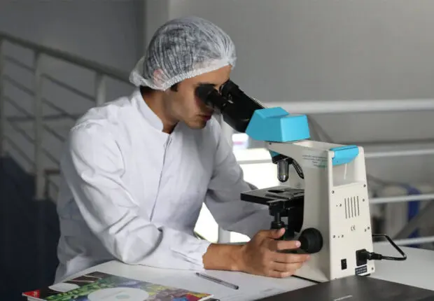 Le traitement du cancer par l’immunothérapie et la thérapie ciblée