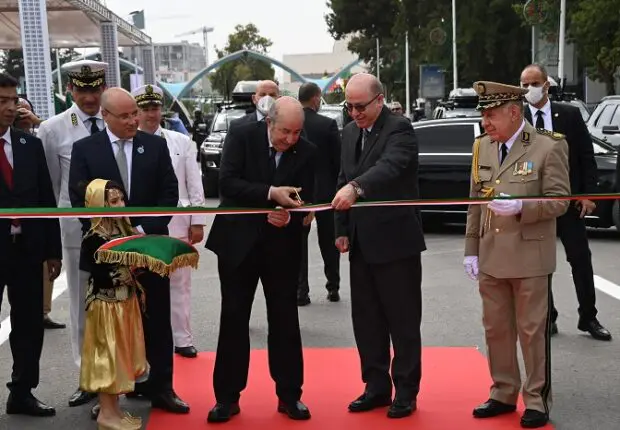 Tebboune inaugure le nouvel hôpital mère et enfant de Béni Messous à Alger (Vidéo)