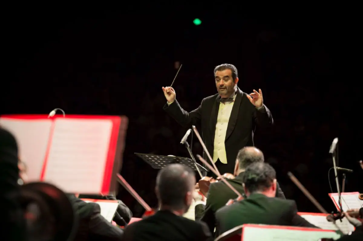 France : le chef d’orchestre Amine Kouider, chevalier de l’Ordre des Arts et des Lettres