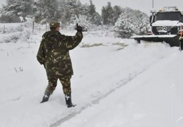 Fermeture de plusieurs routes en Algérie à cause de la neige