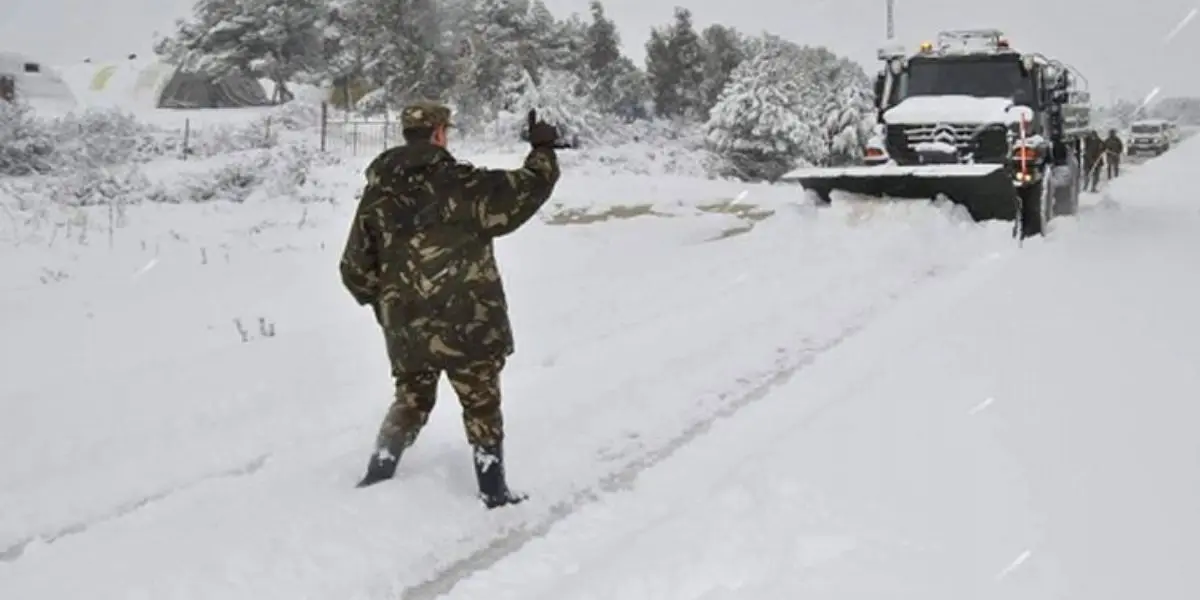Fermeture de plusieurs routes en Algérie à cause de la neige
