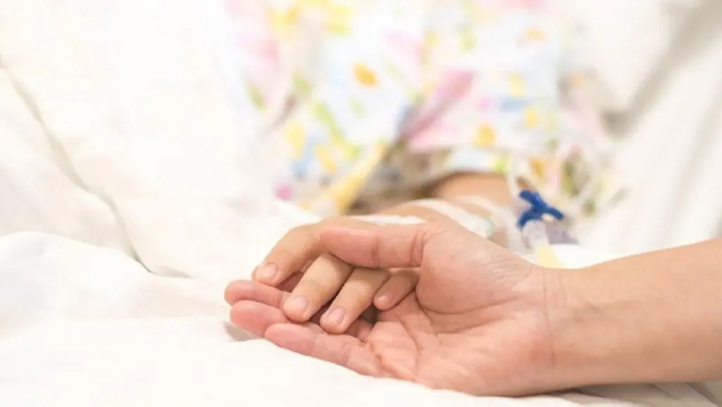 Gravement malade, un enfant algérien de 9 ans risque de se retrouver à la rue en France