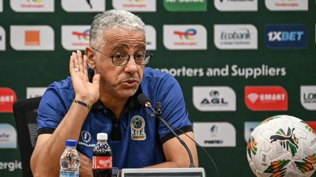 Accusations contre le Maroc : Adel Amrouche sanctionné par la CAF et viré par la TFF