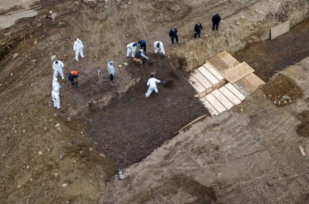 Découverte historique majeure : les restes de 49 martyrs algériens exhumés à Tébessa