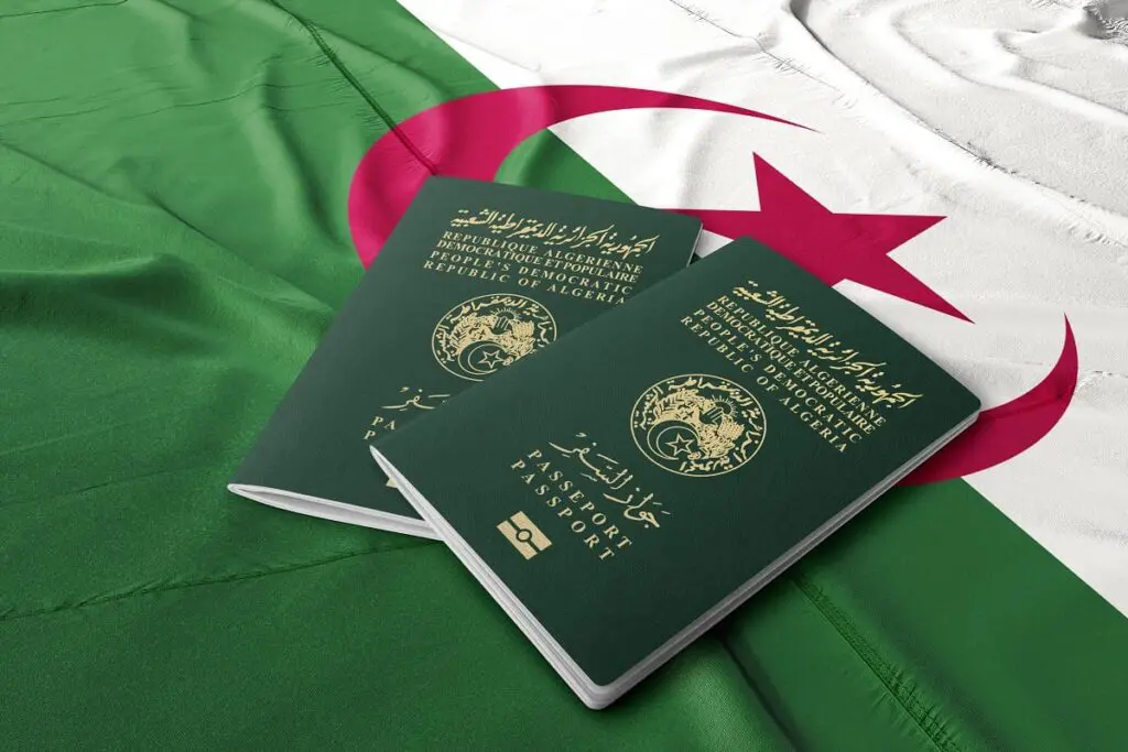 Classement mondial des passeports 2023 : où se situe l’Algérie ?