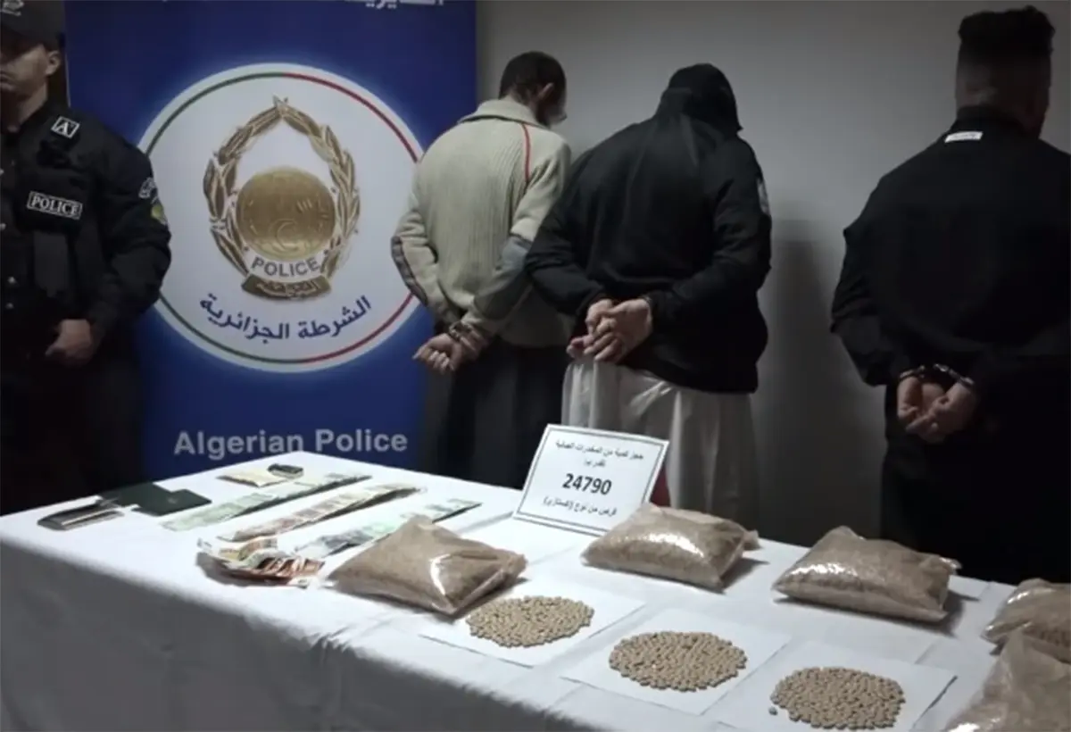 Aéroport d’Alger : plus de 24 000 comprimés d’ecstasy saisis sur 3 passagers