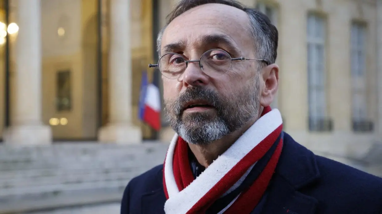 Le mariage d’un Algérien refusé en France: Robert Ménard ne reviendra pas sur sa décision
