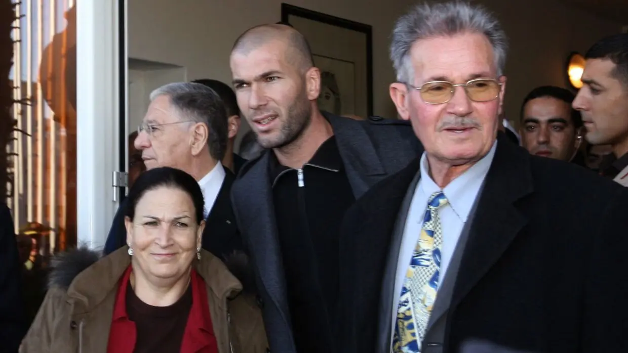 Le père de Zidane explique pourquoi il est resté en France après l’indépendance