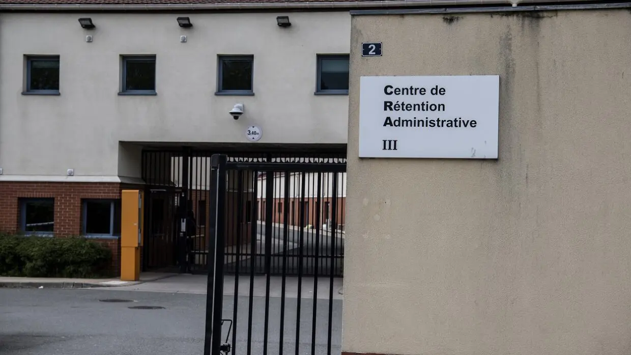 France : la justice libère 4 Algériens en rétention administrative pour un motif insolite