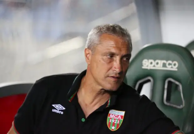 Le français Bernard Casoni, ex-entraineur du MCA souhaite prendre la tête de l’EN