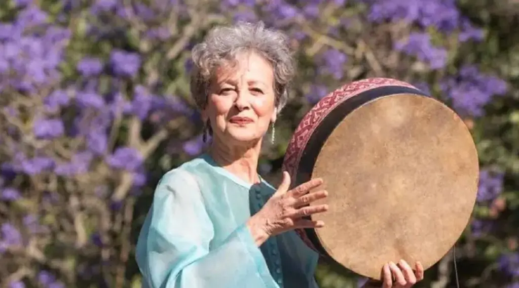 L’artiste Houria Aïchi en concert à Lyon : le chant berbère de l’Aurès à l’honneur
