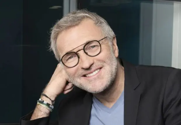 « J’adorerais, je rêve d’aller en Algérie », l’animateur français Laurent Ruquier