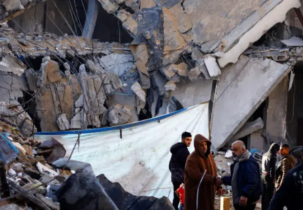 Guerre à Gaza : Rafah bombardée par Israël, bilan d’au moins 100 morts