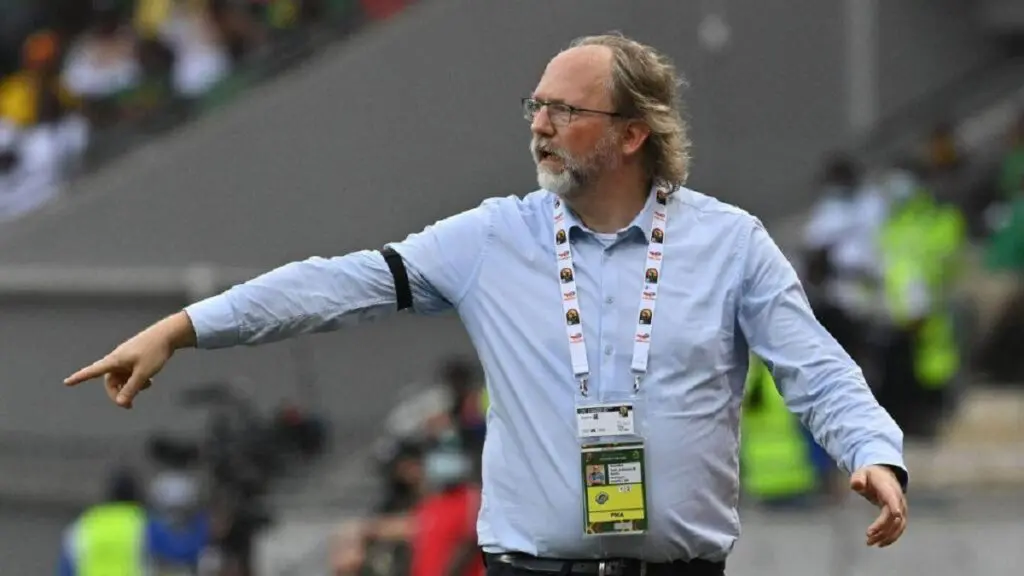 Equipe d’Algérie : le Belge Tom Saintfiet postule pour succéder à Belmadi