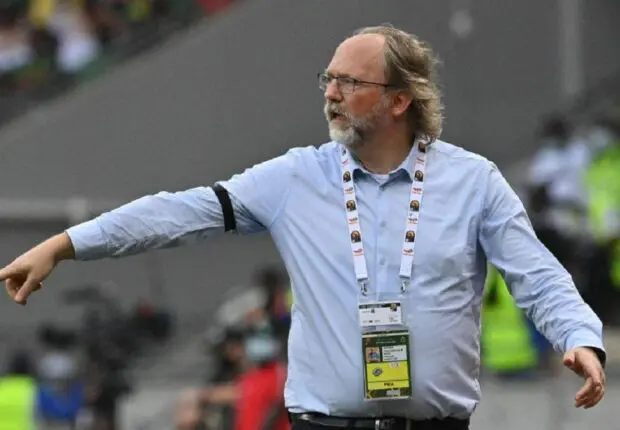 Equipe d’Algérie : le Belge Tom Saintfiet postule pour succéder à Belmadi