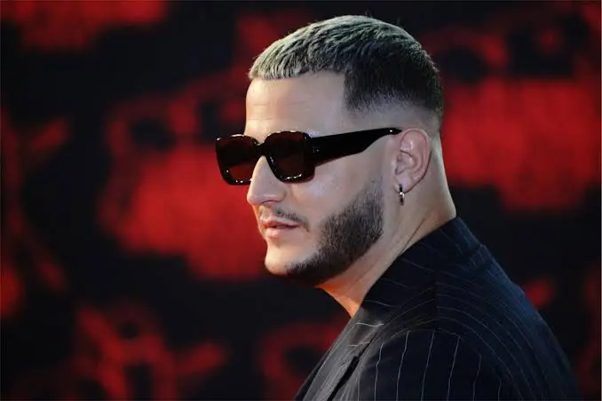 Cérémonie des JO de Paris : les Français préfèrent DJ Snake à Aya Nakamura (sondage)