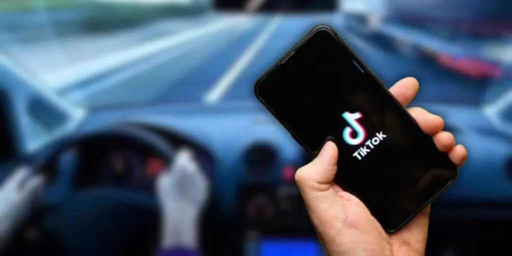Dangers routiers filmés sur TikTok : la Gendarmerie nationale intervient