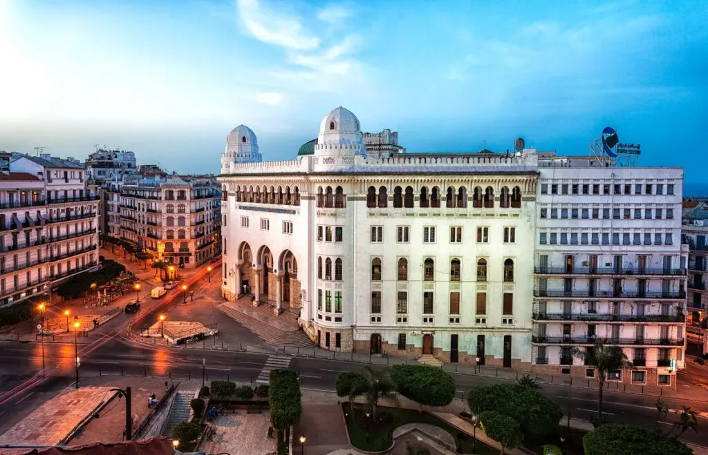 La Grande Poste d’Alger dans la liste des plus beaux joyaux architecturaux du monde
