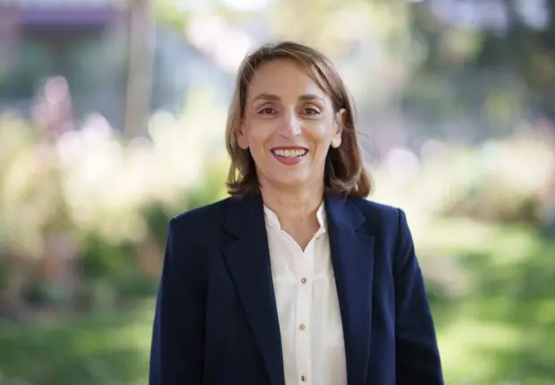 France : une députée d’origine algérienne ciblée par une campagne haineuse après un vote