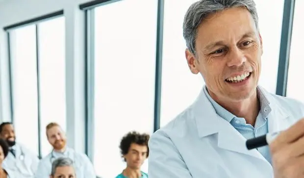 Réforme des statuts des enseignants-chercheurs : quelles conditions pour une promotion ?