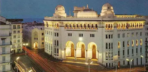 Grande poste d'Alger