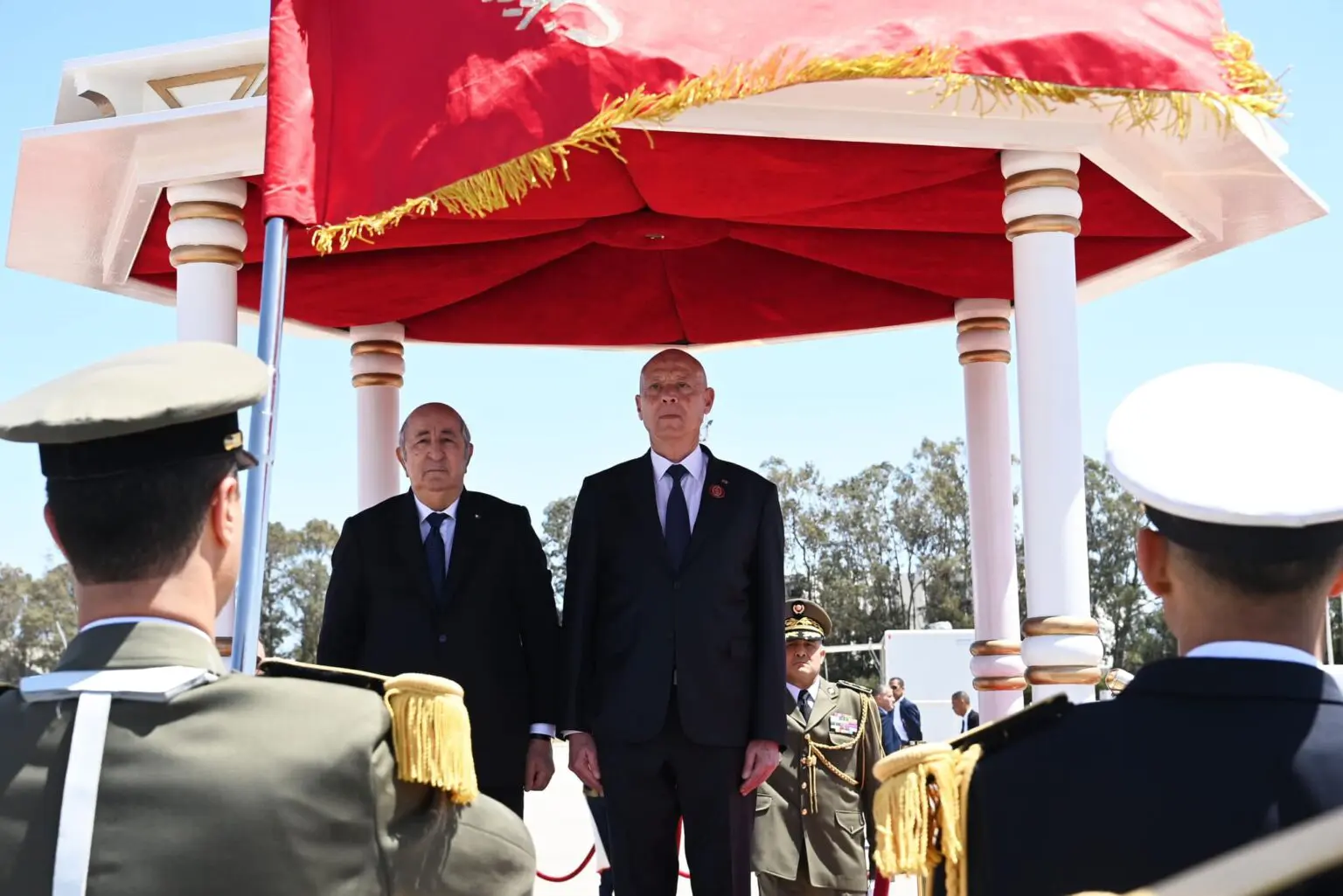  » La Tunisie restera debout ! » déclare Tebboune à Tunis (Vidéo)