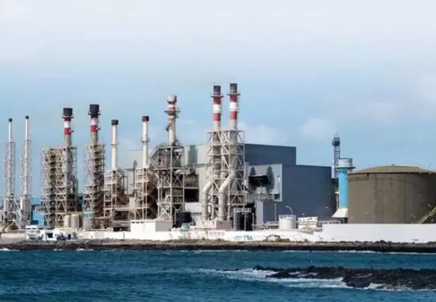 L’Algérie va construire 6 usines de dessalement à énergie solaire d’ici 2025