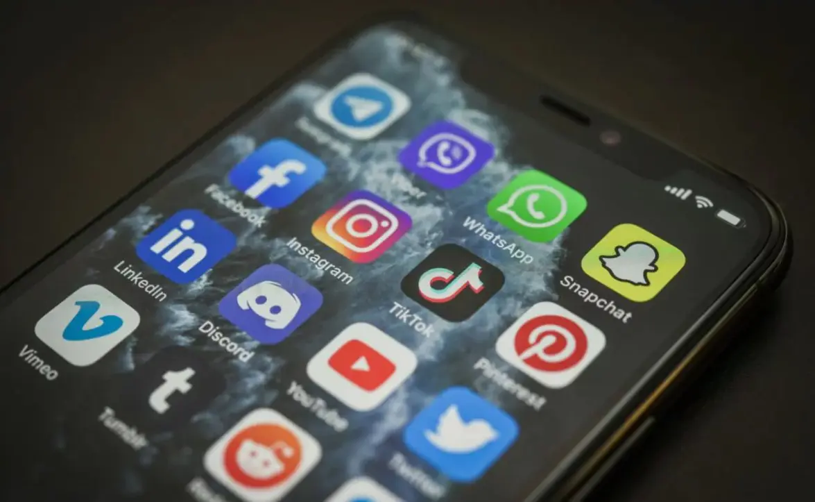 TikTok, Twitter, Facebook… quel est le classement des réseaux sociaux les plus toxiques ?