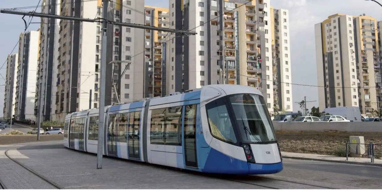 Un geste imprudent et risqué ! SETRAM met en garde les usagers des tramways