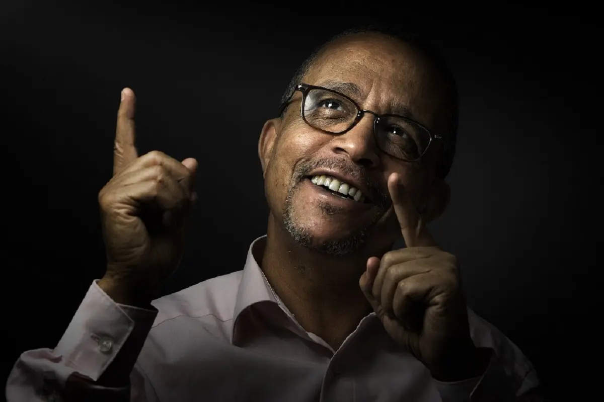 Distingué en France, Yasmina Khadra reçoit le titre de Docteur Honoris Causa